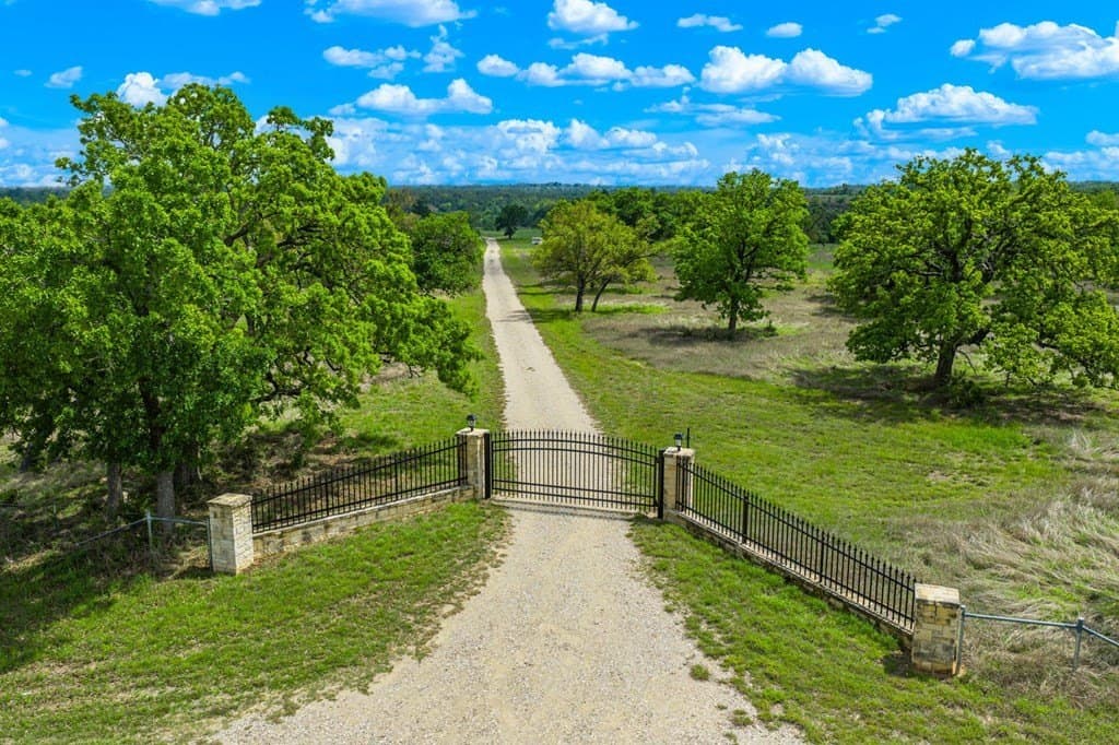 72.42 acres in Gillespie County - photo 33
