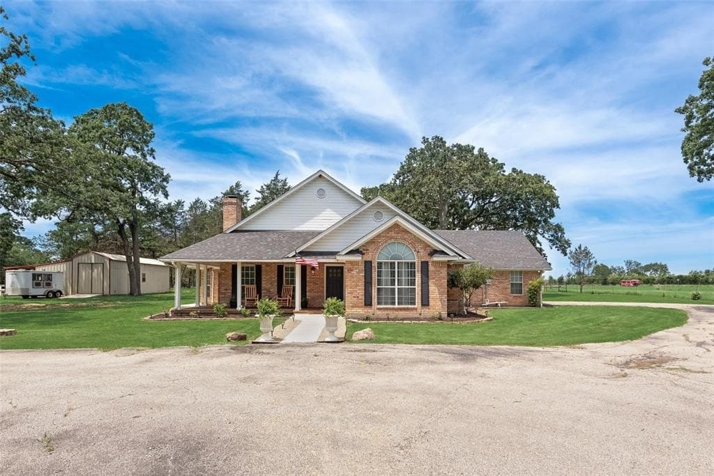 10 acres in Van Zandt County gallery image 2
