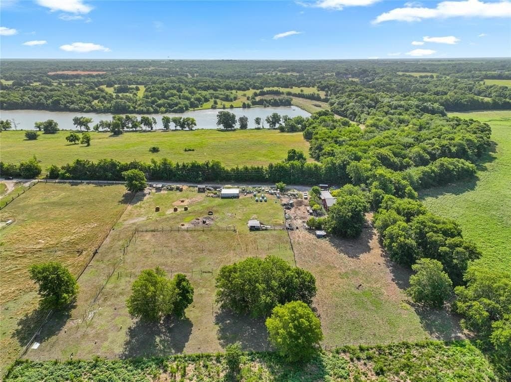 11 acres in Collin County gallery image 4