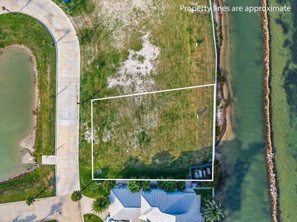 0.25 acres in Texas County - photo 9