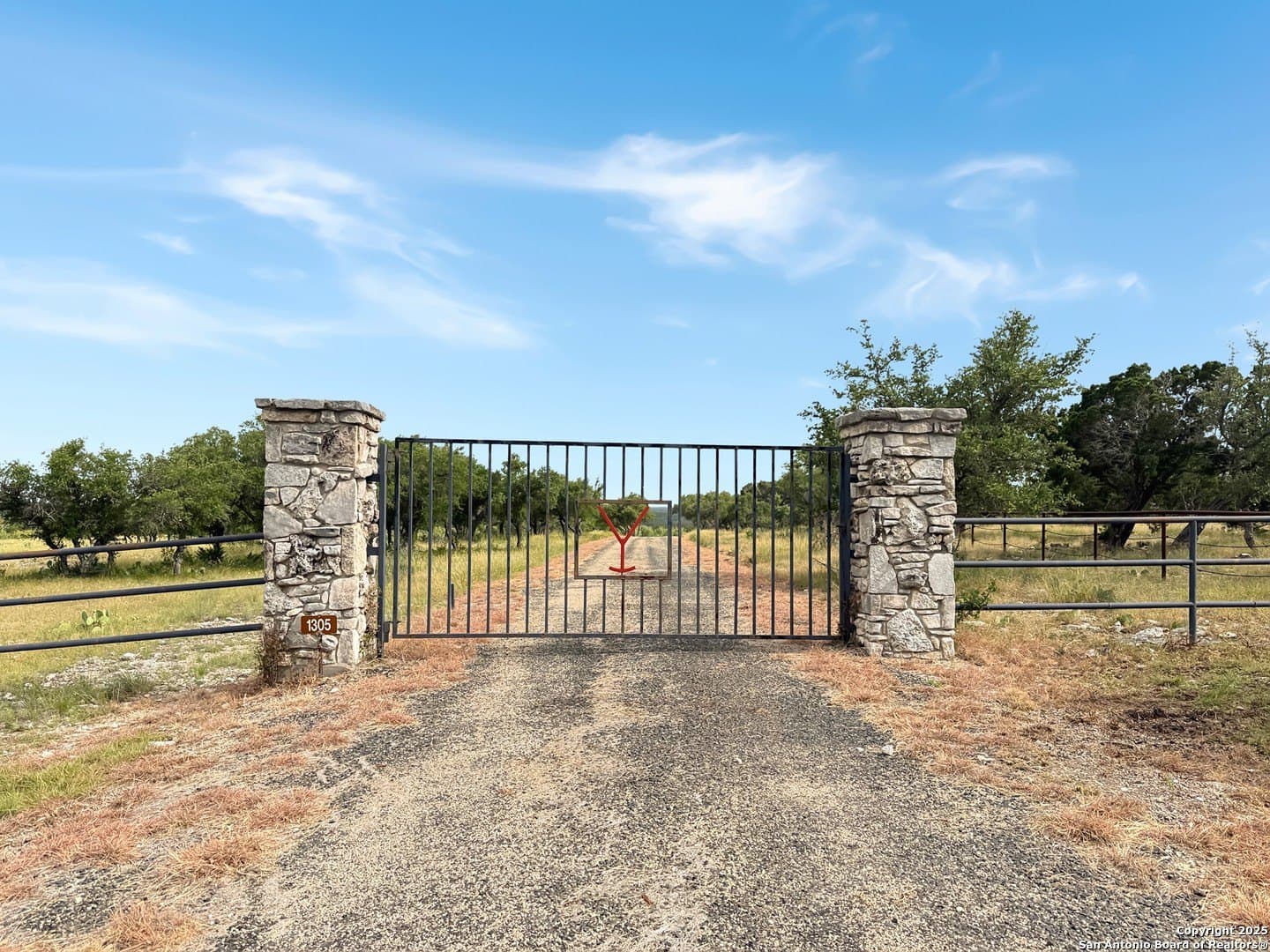 121.2 acres in Kerr County - photo 33