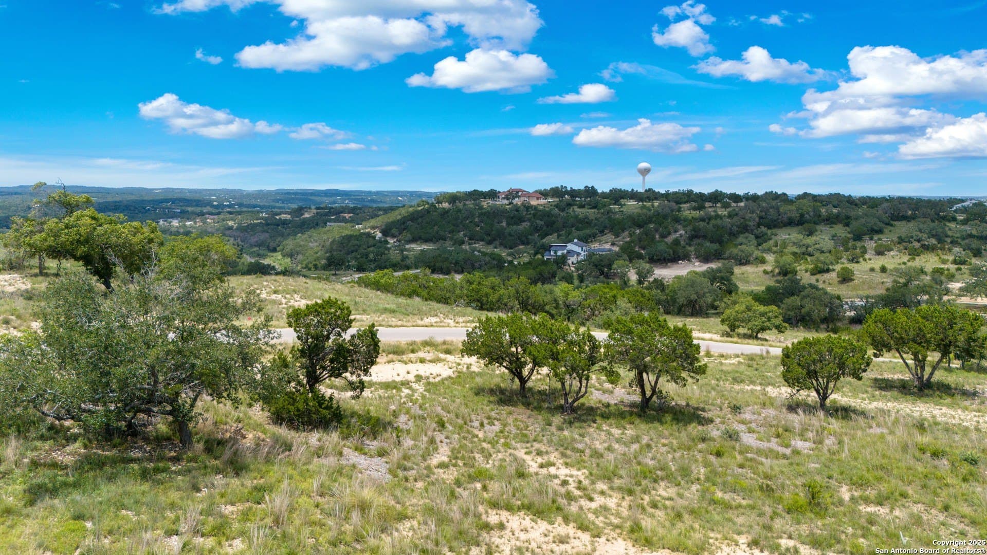 1.07 acres in Comal County - photo 15