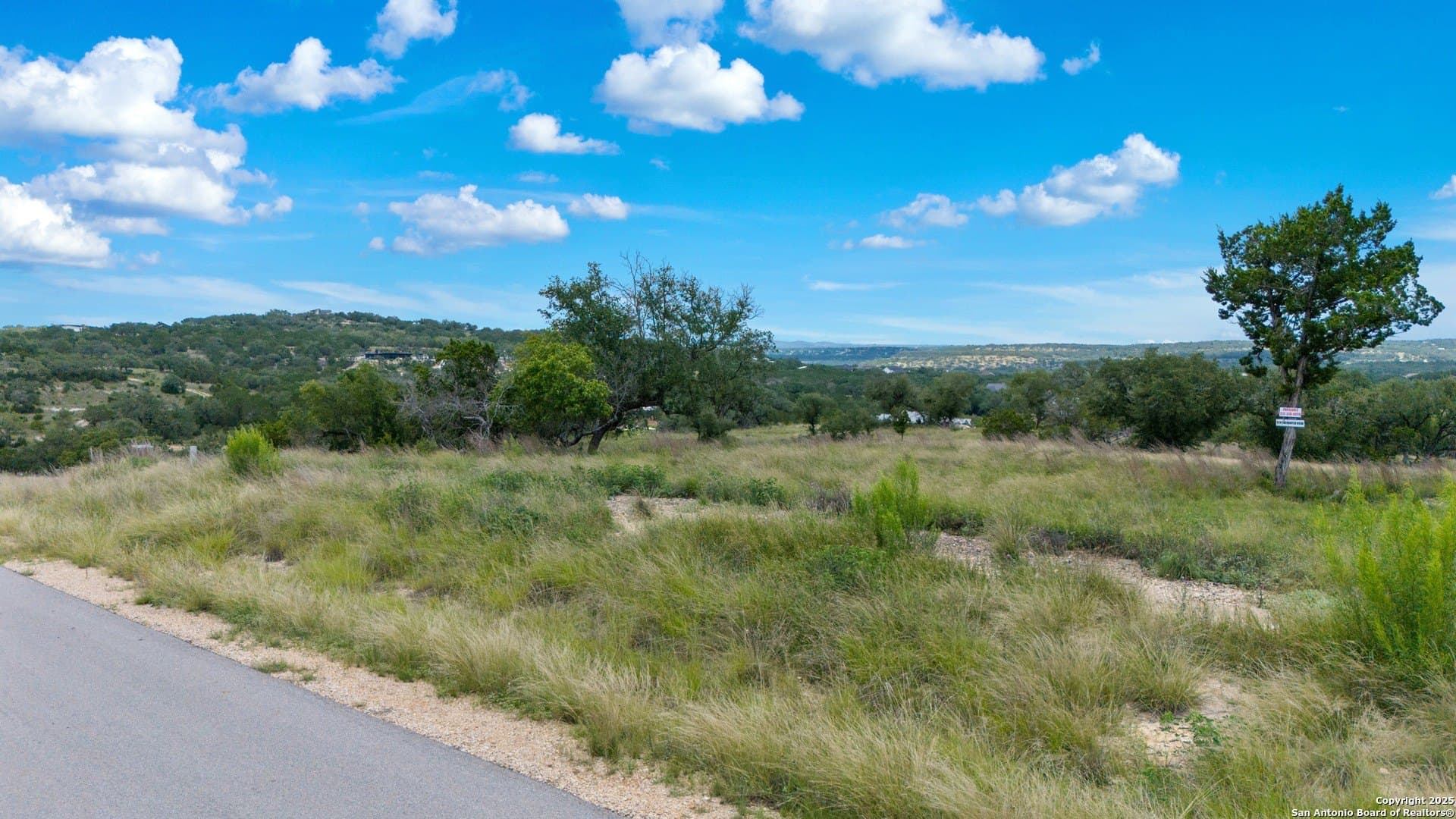 1.07 acres in Comal County - photo 13