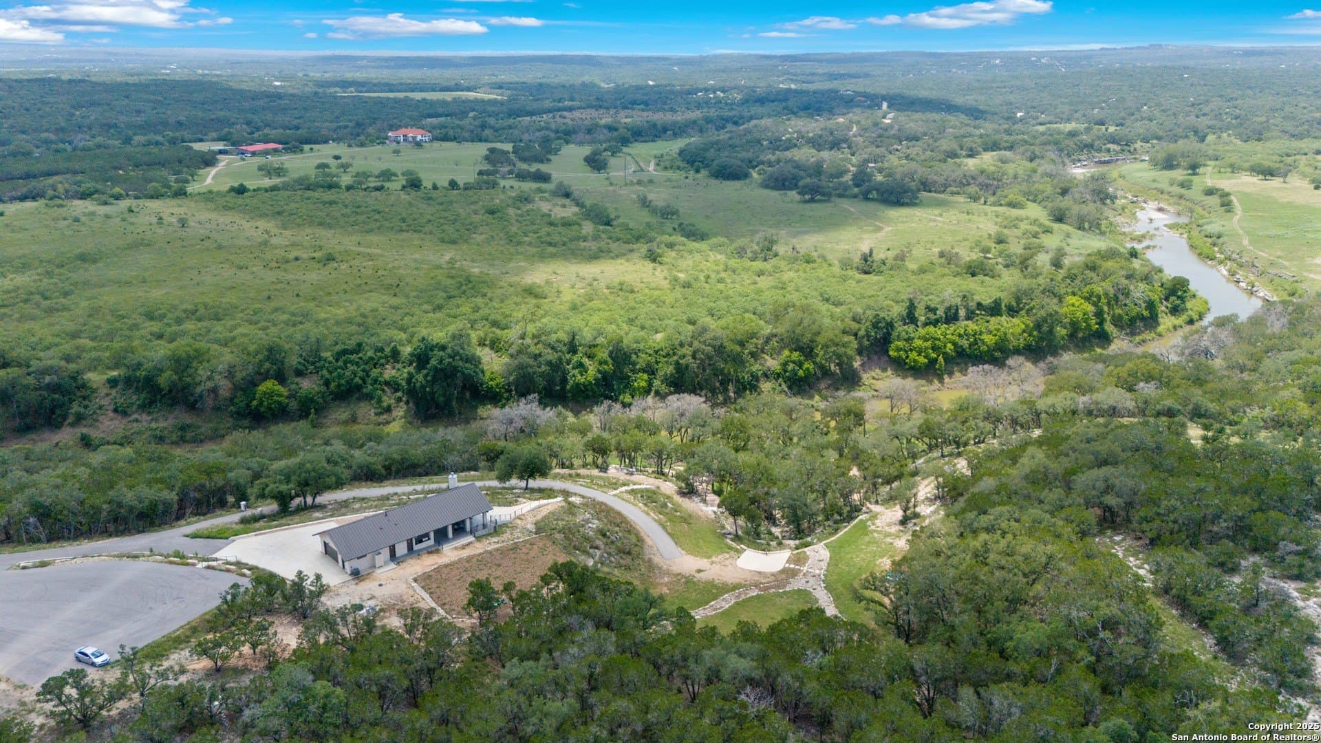 1.07 acres in Comal County - photo 16