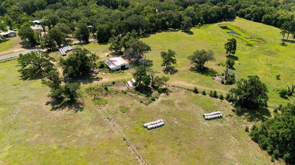 56.56 acres in Henderson County - photo 9