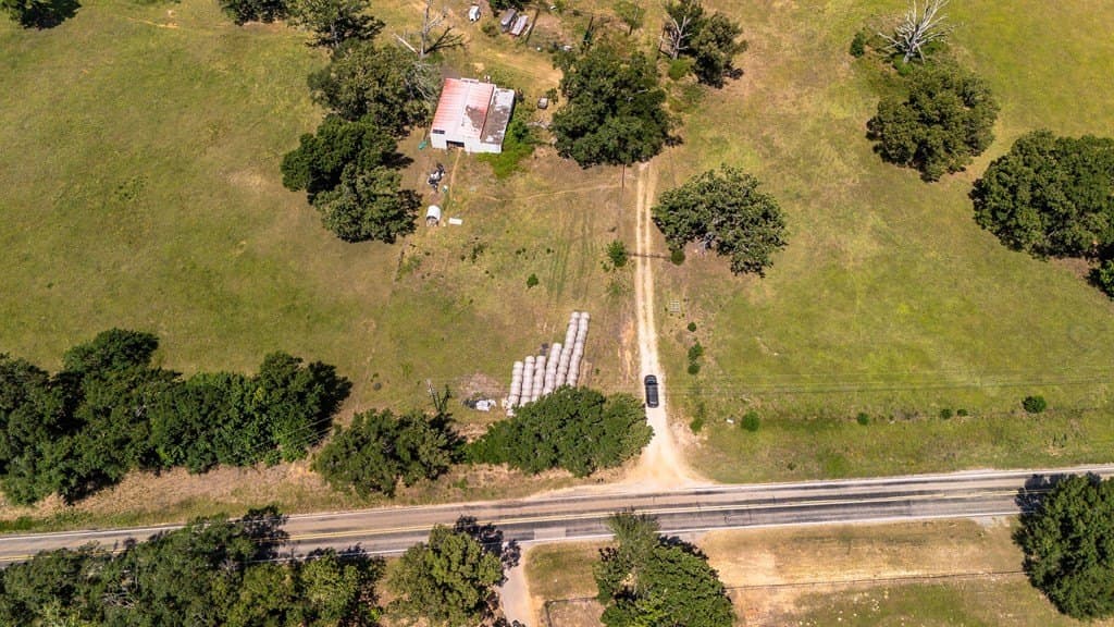 56.56 acres in Henderson County - photo 16
