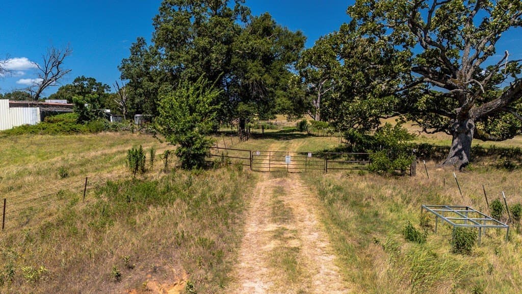 56.56 acres in Henderson County - photo 13