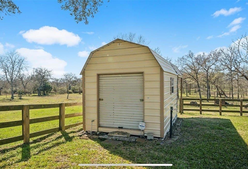 22.45 acres in Waller County - photo 17