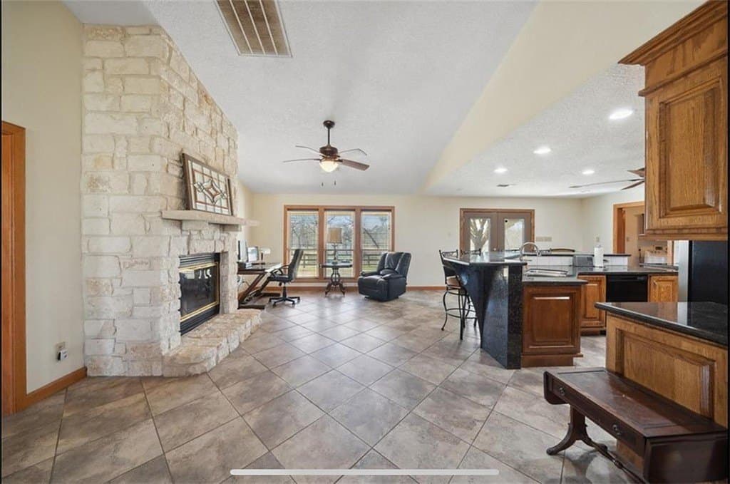 22.45 acres in Waller County - photo 21