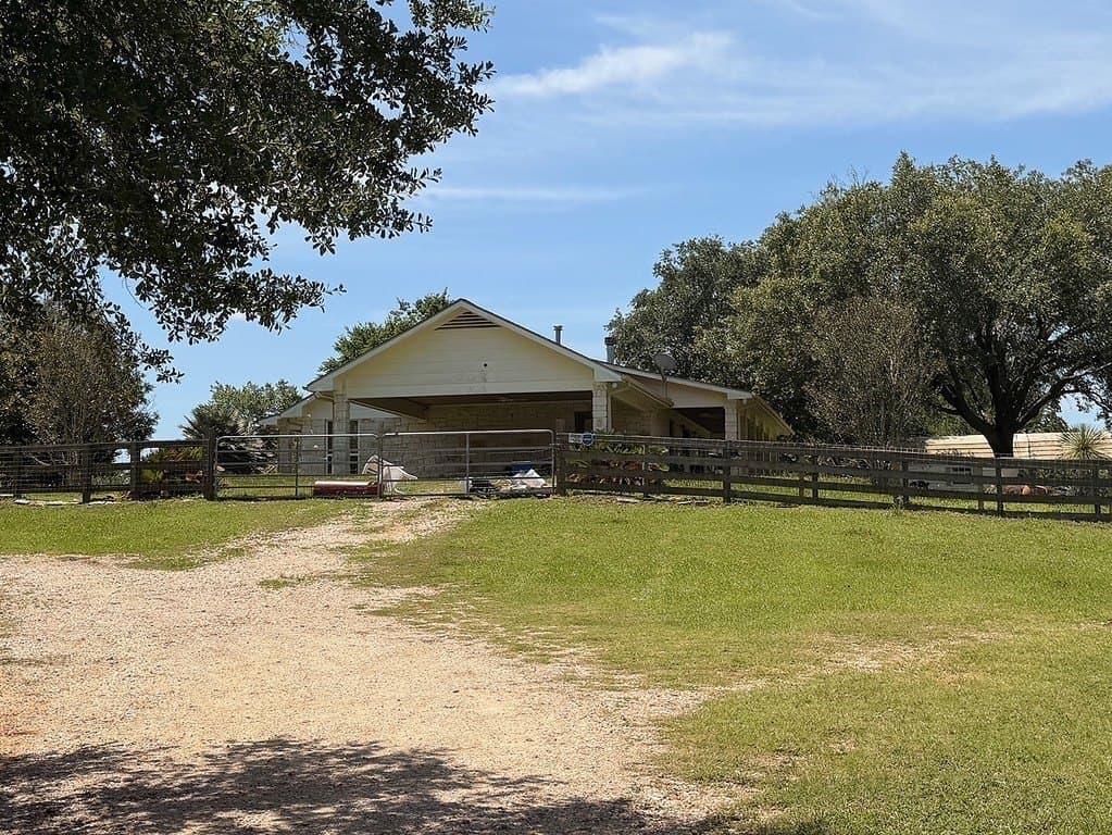 22.45 acres in Waller County - photo 8
