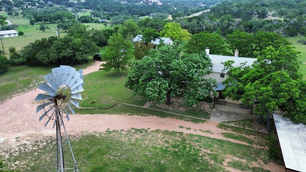 10 acres in Gillespie County - photo 8