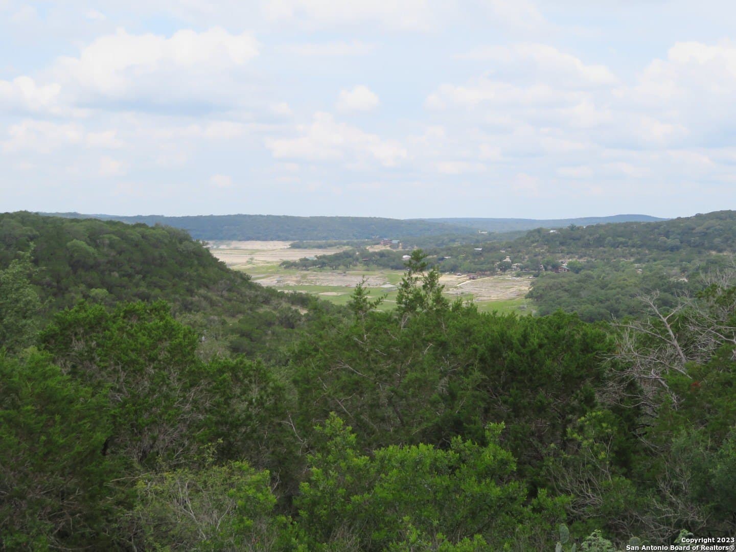 1.19 acres in Bandera County - photo 9