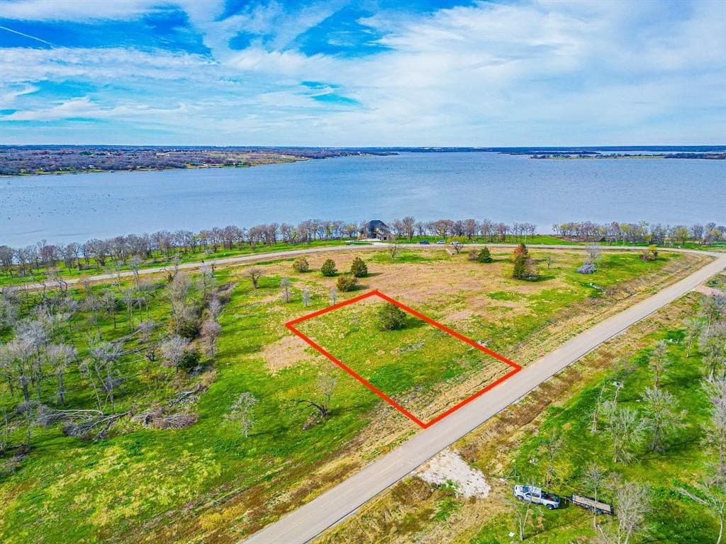 1 acres in Navarro County