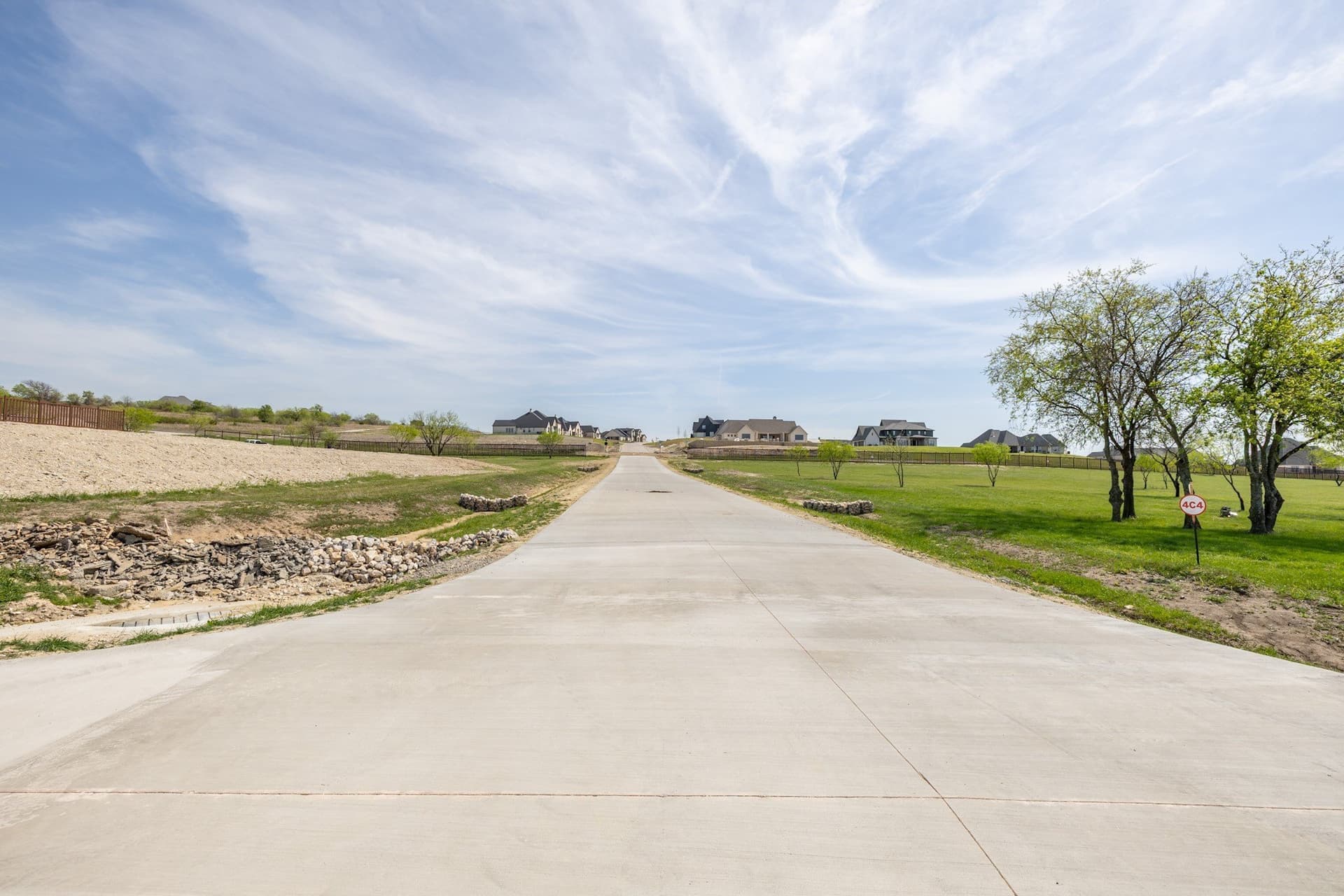 1.02 acres in Tarrant County - photo 3