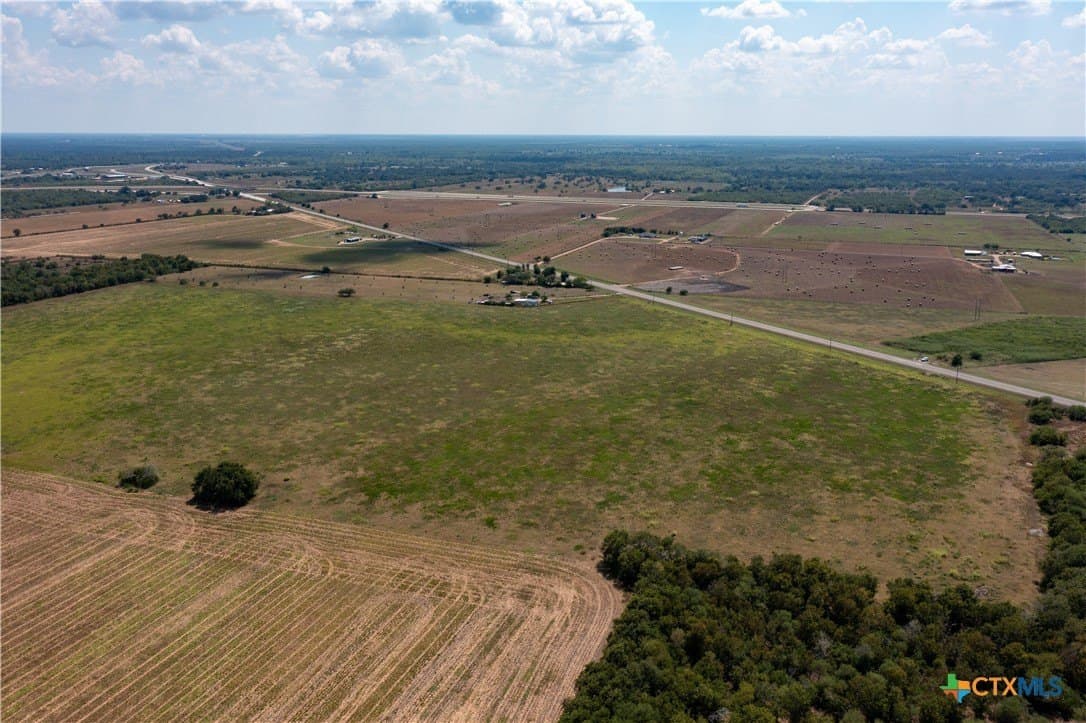 19.5 acres in Victoria County - photo 10