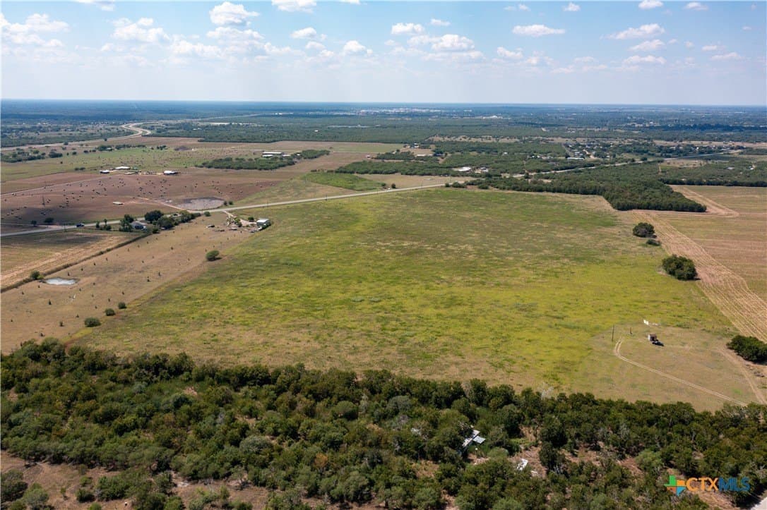 19.5 acres in Victoria County - photo 12