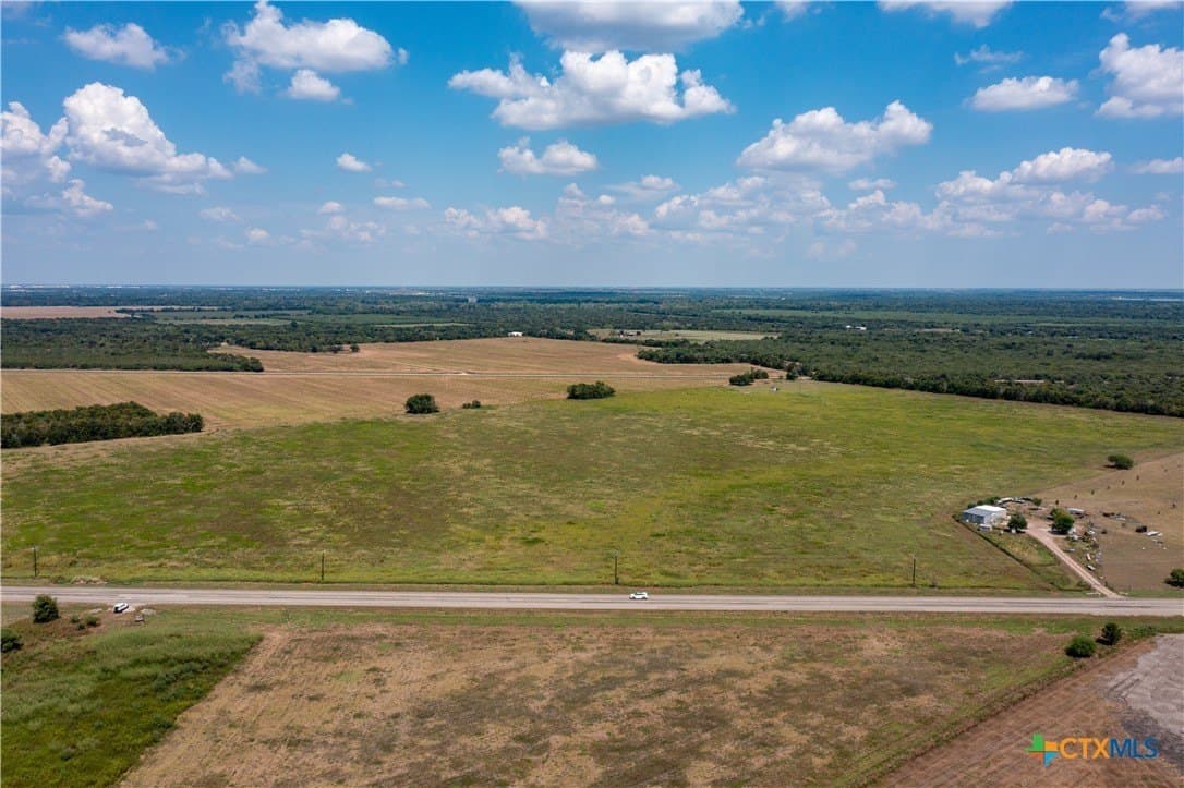 19.5 acres in Victoria County