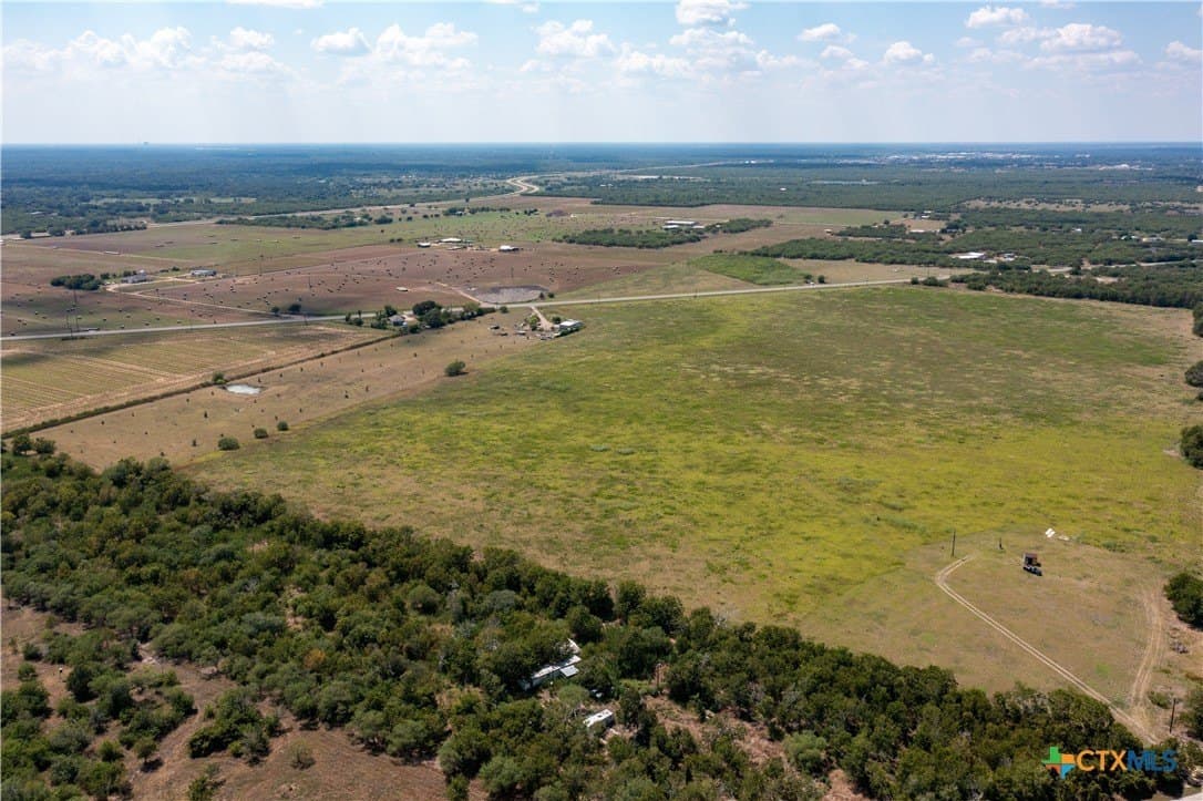 19.5 acres in Victoria County - photo 11