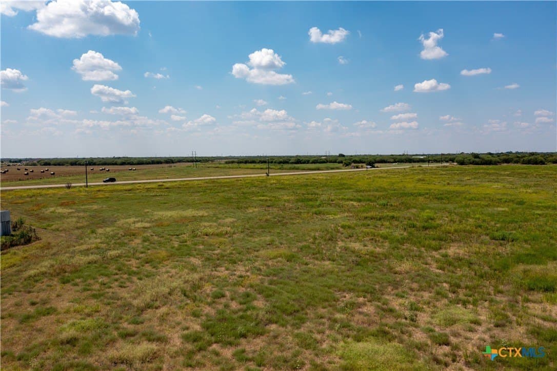 19.5 acres in Victoria County gallery image 3