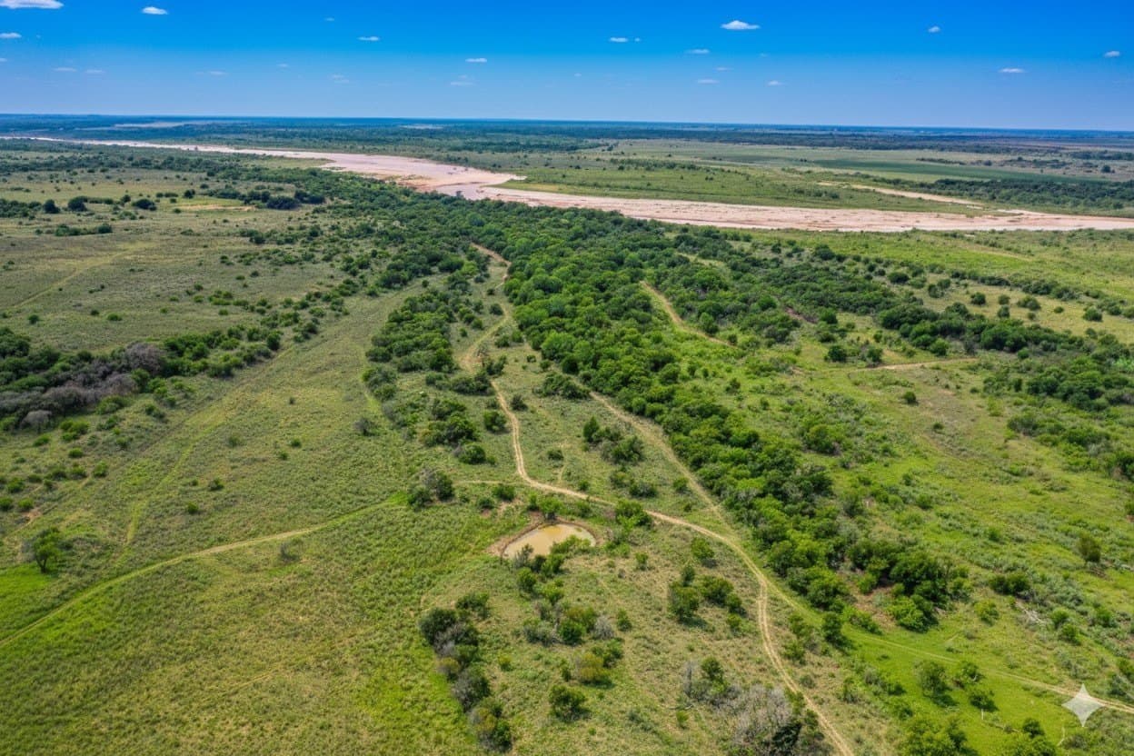 929.5 acres in Wilbarger County - photo 12