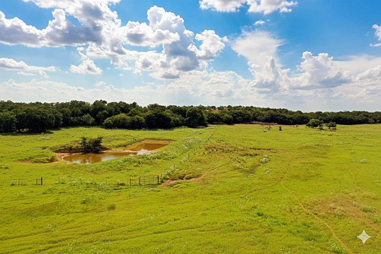 929.5 acres in Wilbarger County - photo 10