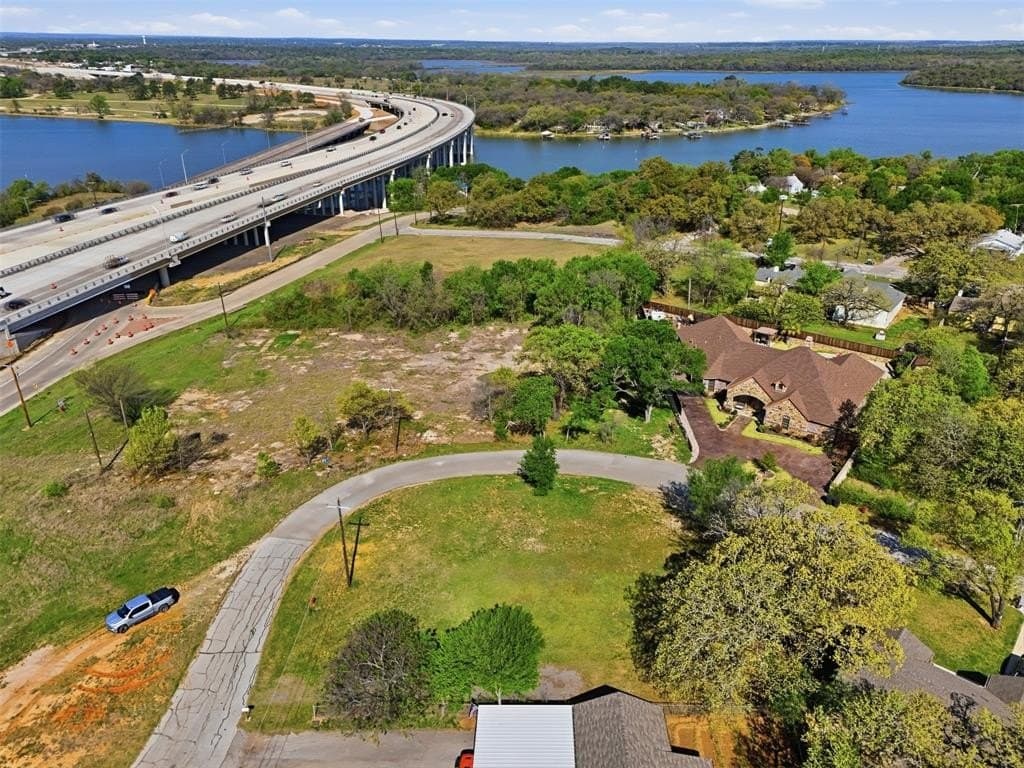 0.35 acres in Tarrant County gallery image 2