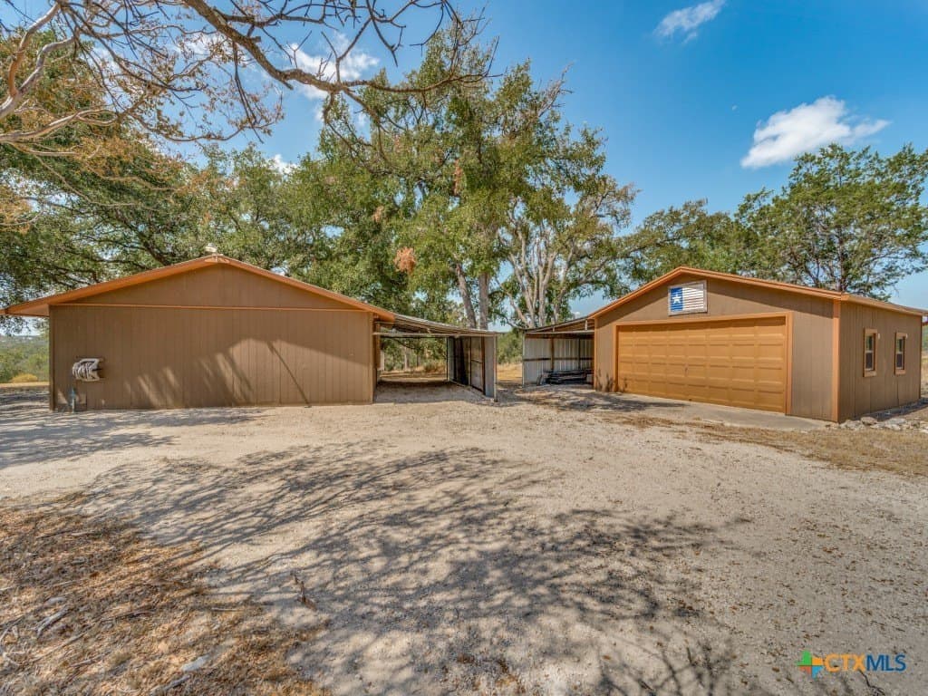 23.22 acres in Comal County - photo 23