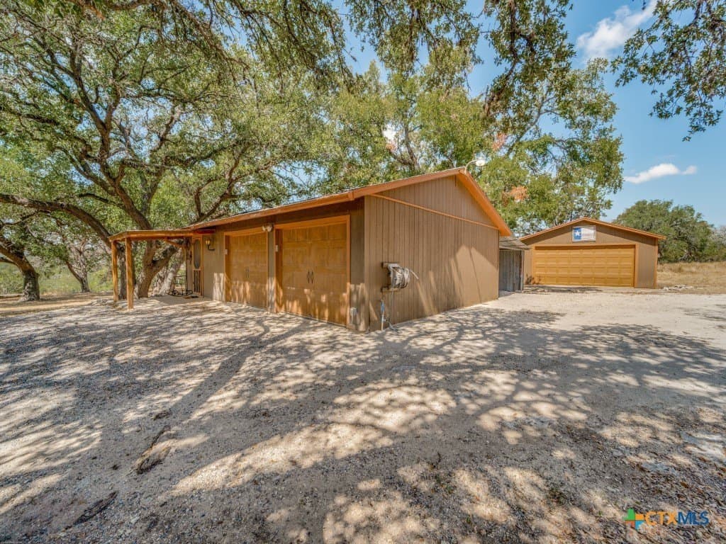 23.22 acres in Comal County - photo 22