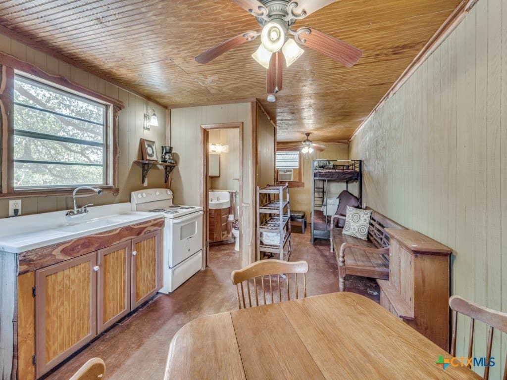 23.22 acres in Comal County - photo 19