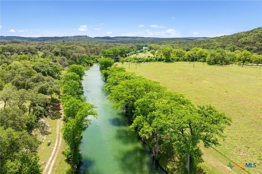 538 acres in Hays County gallery image 2