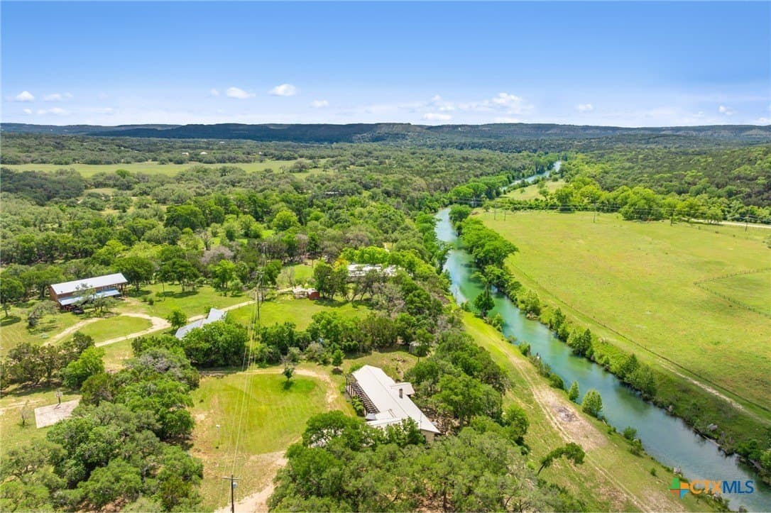 538 acres in Hays County gallery image 4
