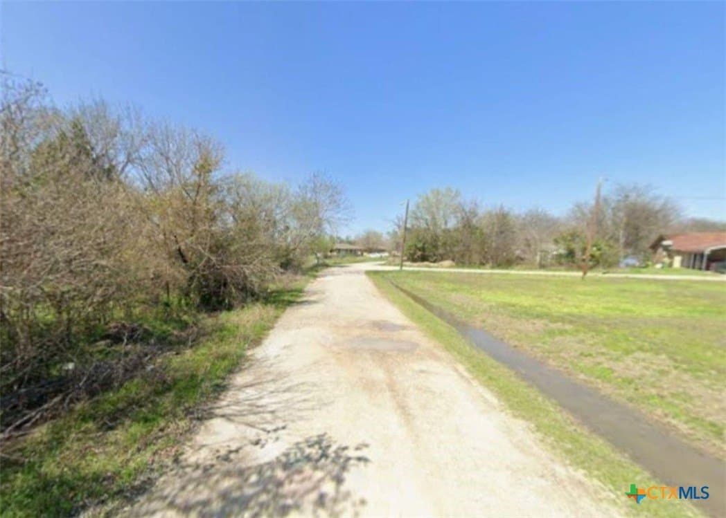 0.73 acres in Falls County - photo 6