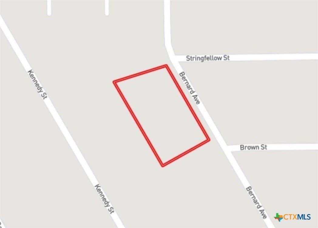 0.73 acres in Falls County - photo 9