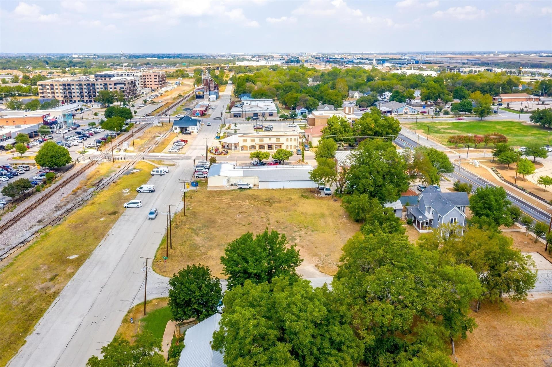 0.4 acres in Johnson County - photo 4