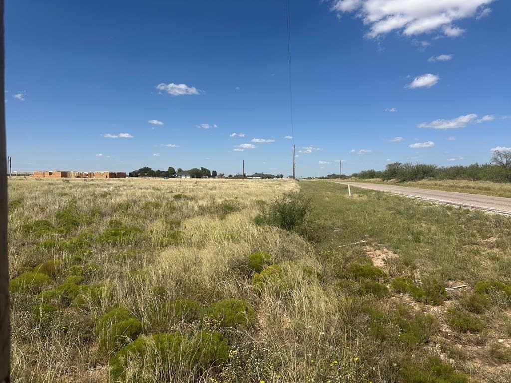 4.42 acres in Gaines County gallery image 2