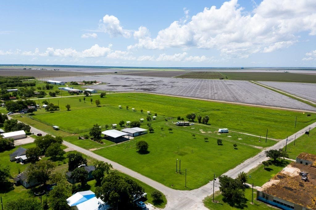 0.7 acres in Refugio County - photo 15