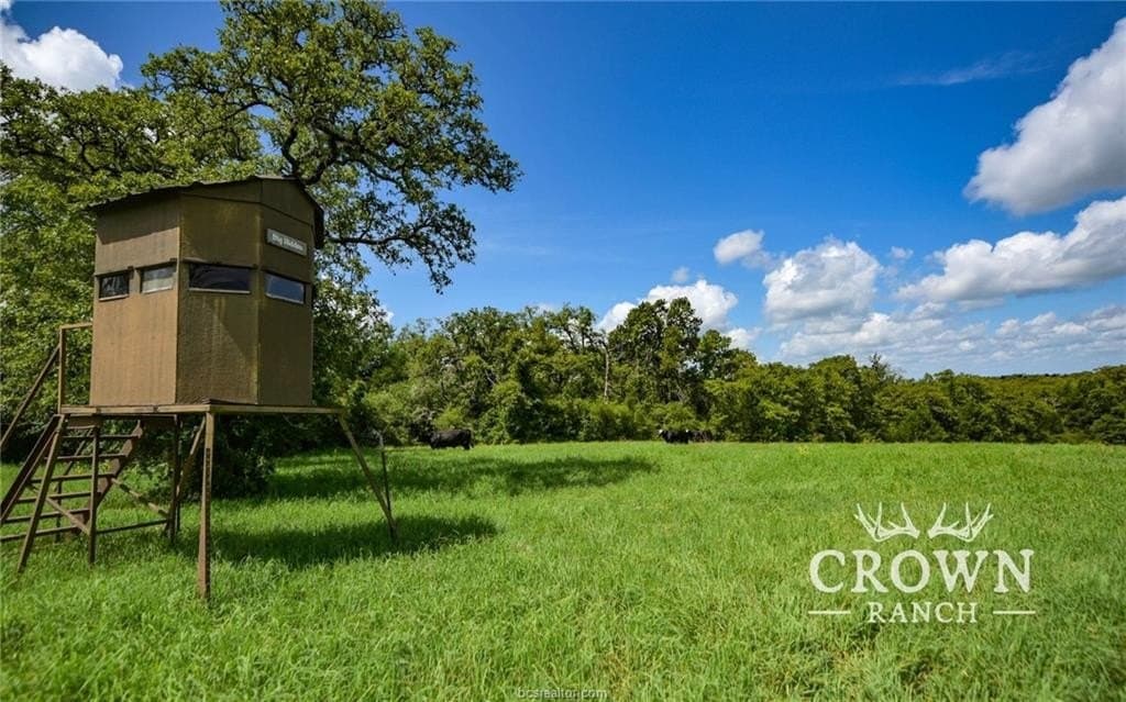 1,057 acres in Burleson County