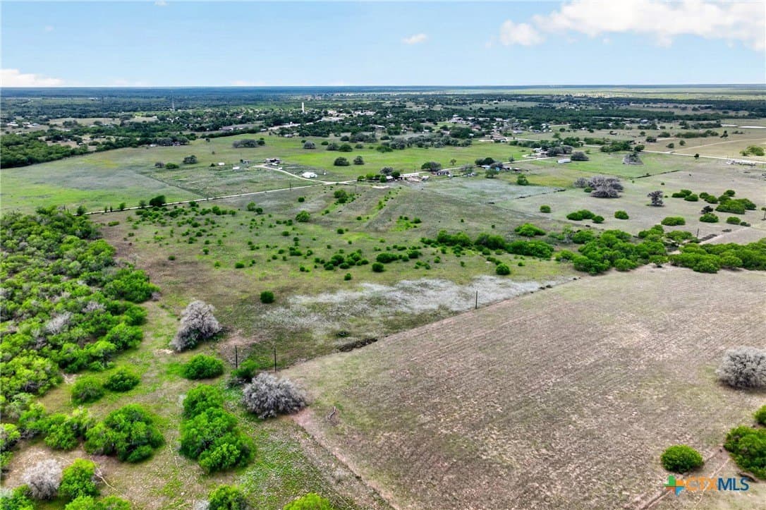29.86 acres in Gonzales County featured view