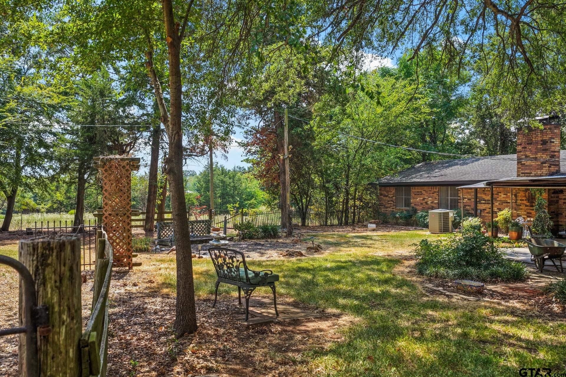 5 acres in Titus County - photo 40