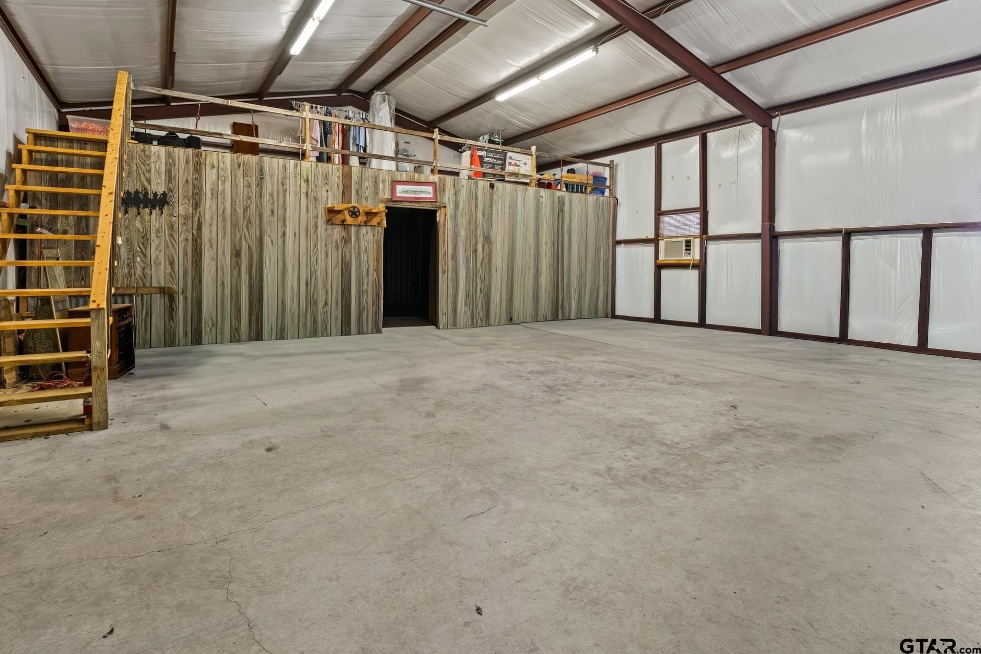 5 acres in Titus County - photo 43
