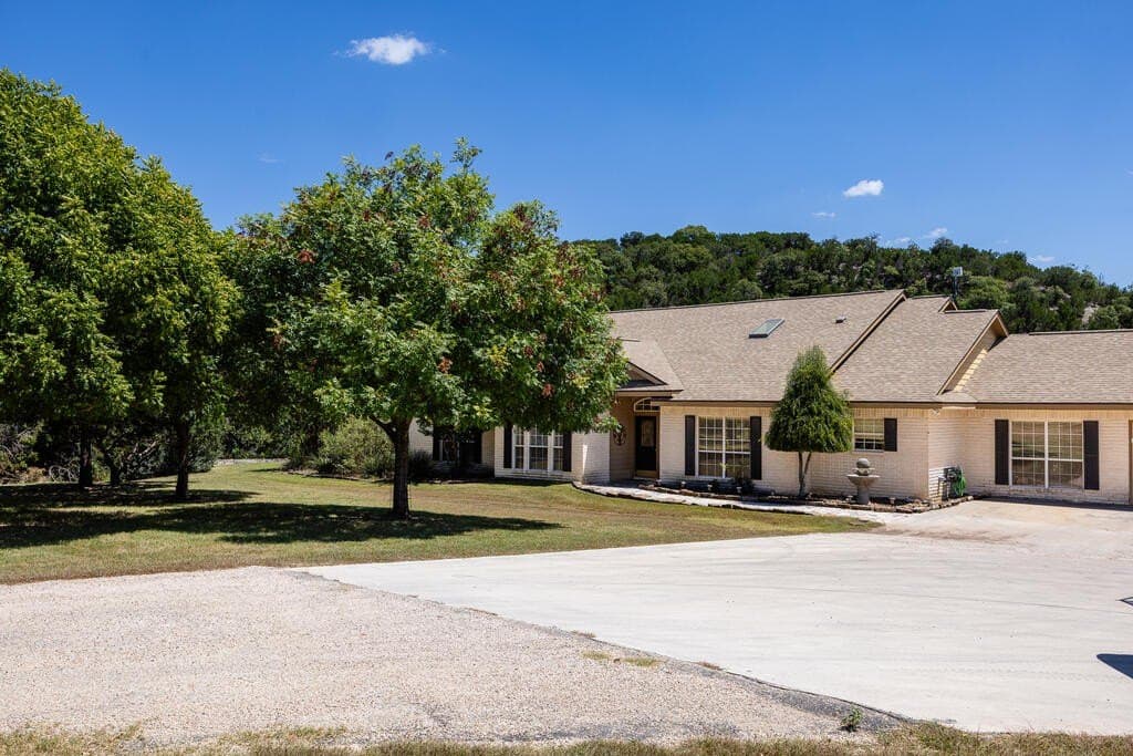 7.77 acres in Kerr County - photo 44
