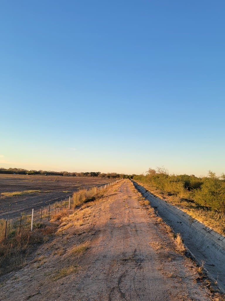 42.85 acres in Maverick County - photo 25