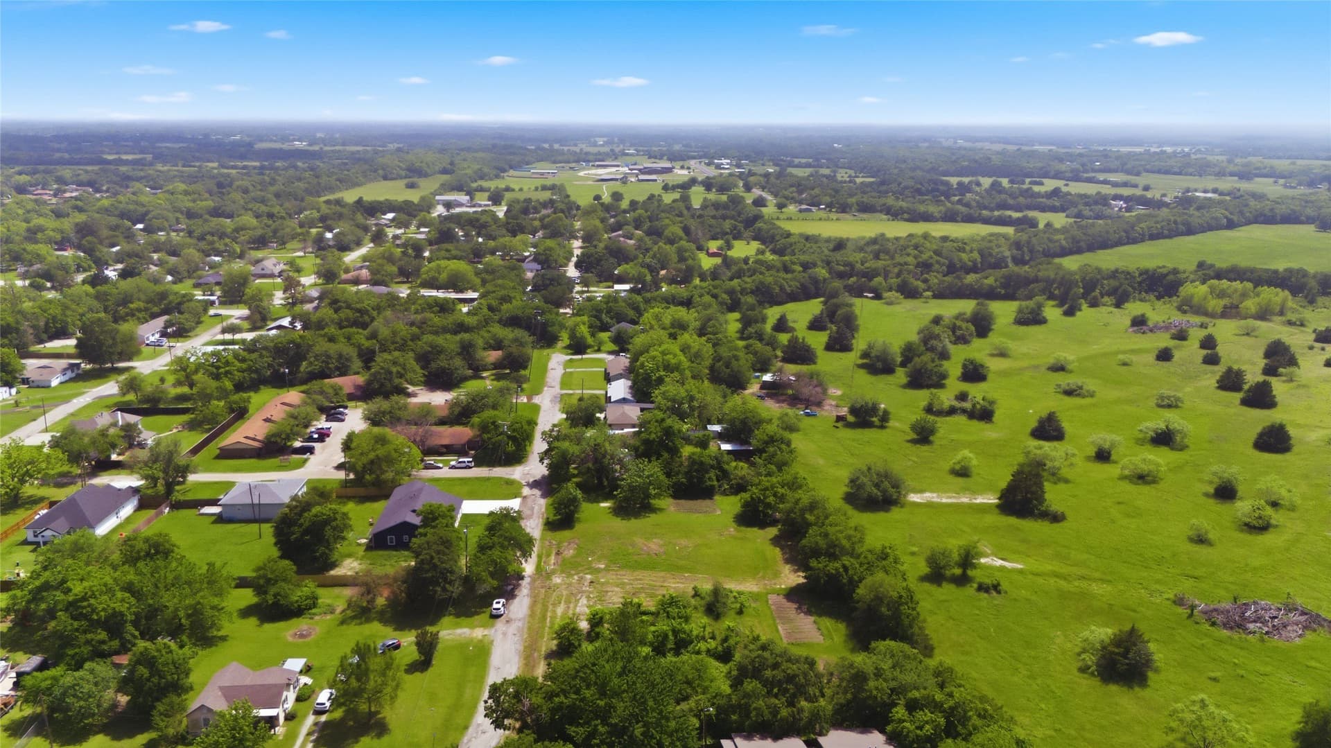 0.32 acres in Hunt County - photo 22