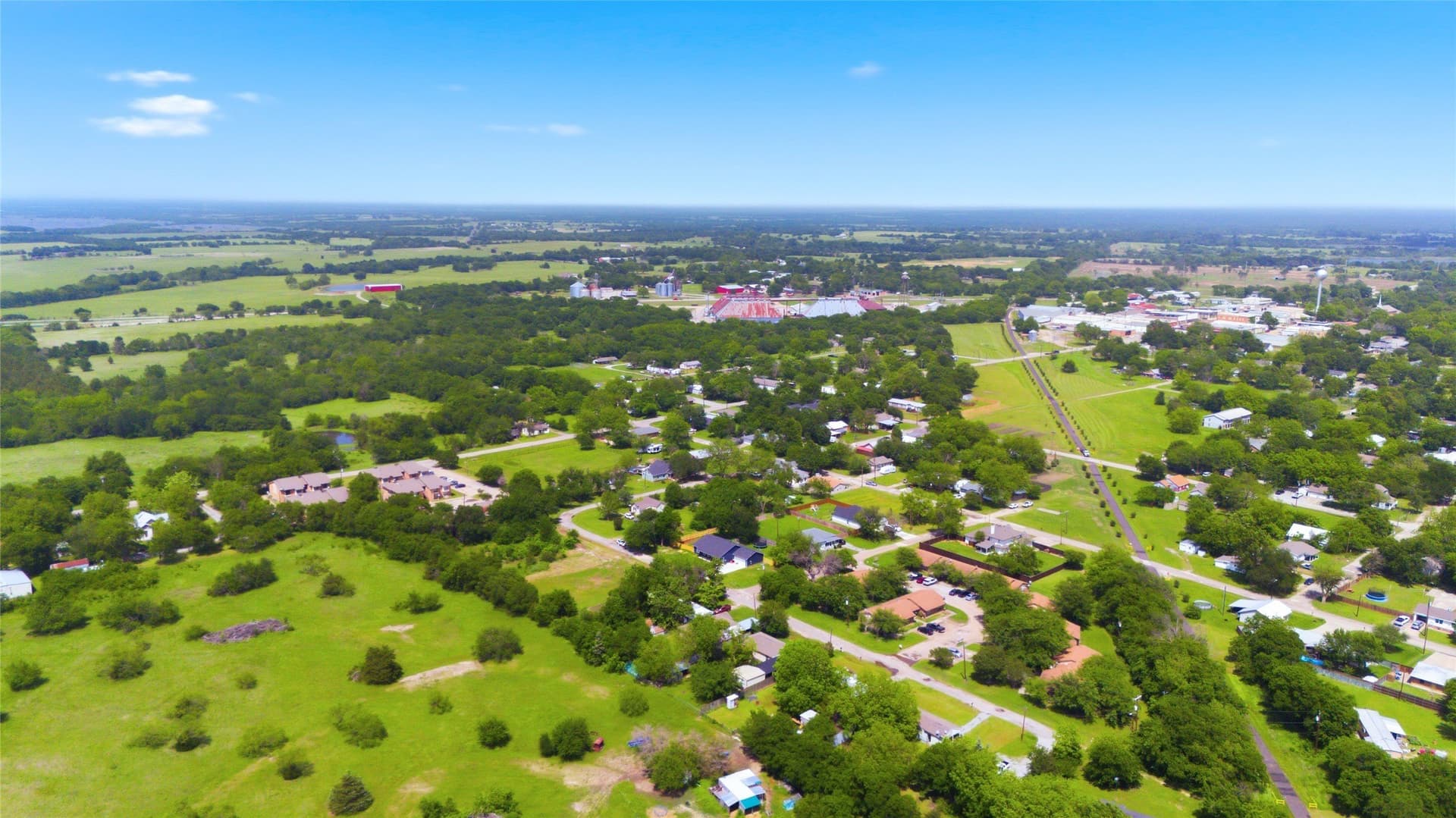 0.32 acres in Hunt County - photo 16