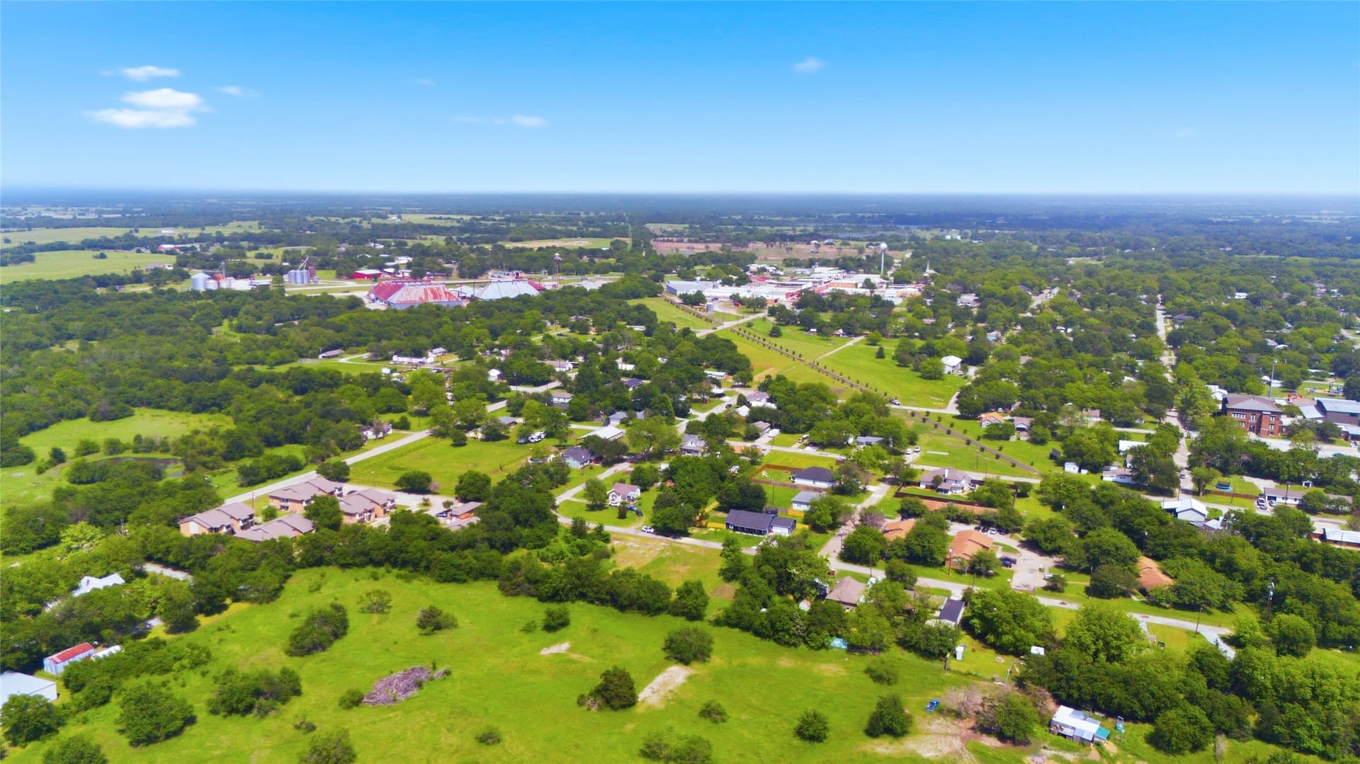 0.32 acres in Hunt County - photo 17