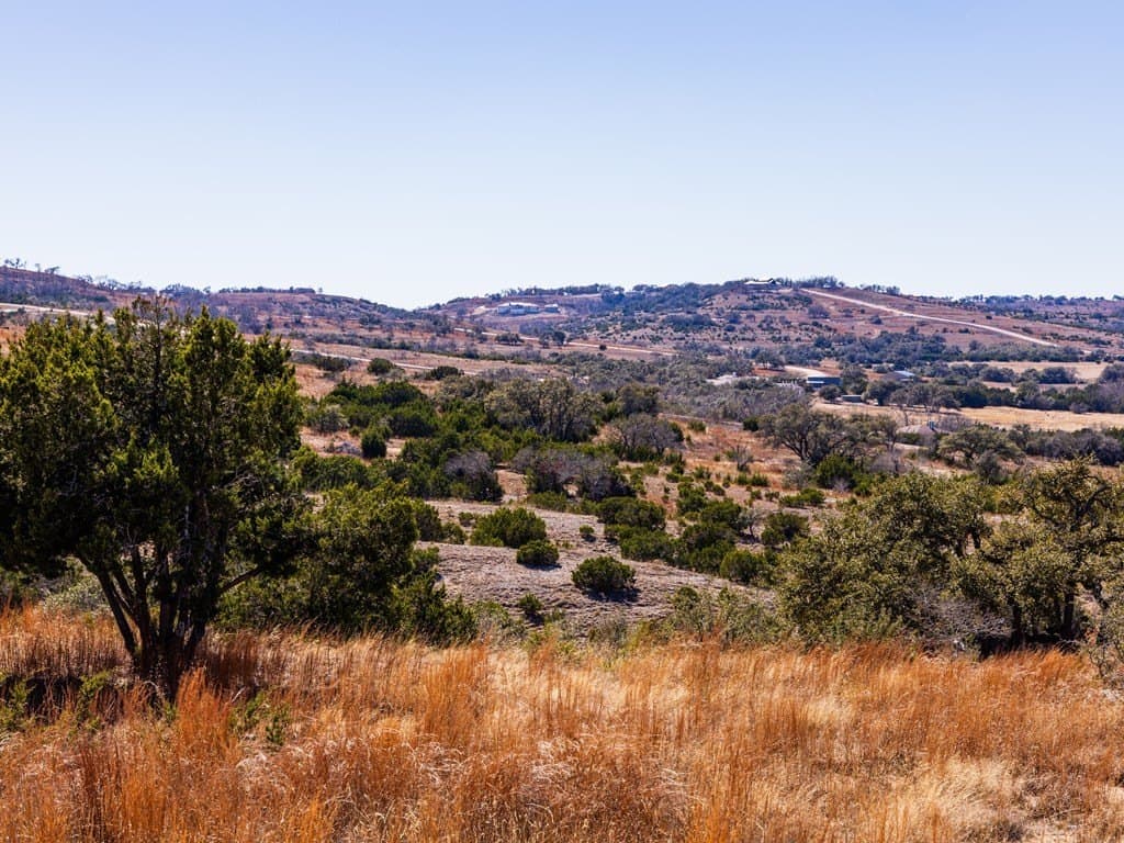 5 acres in Blanco County - photo 10