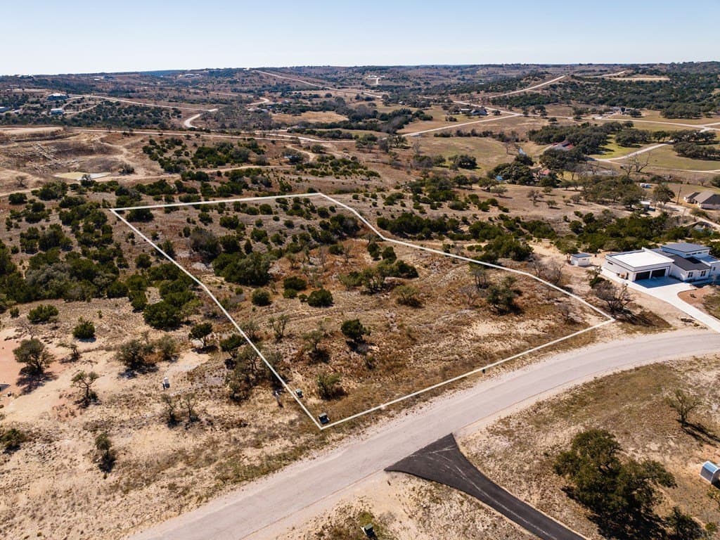 5 acres in Blanco County gallery image 3