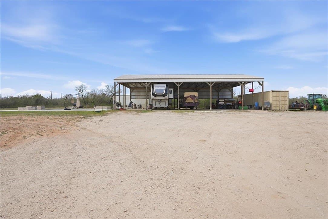 721.88 acres in Jim Wells County - photo 40