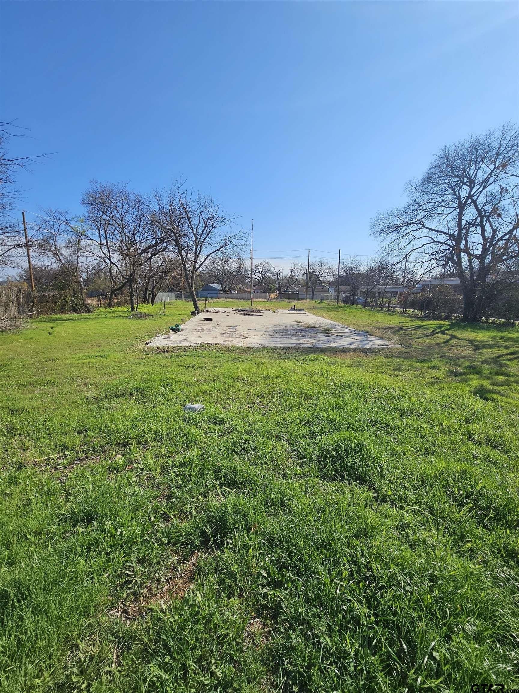 1.22 acres in Tarrant County featured view