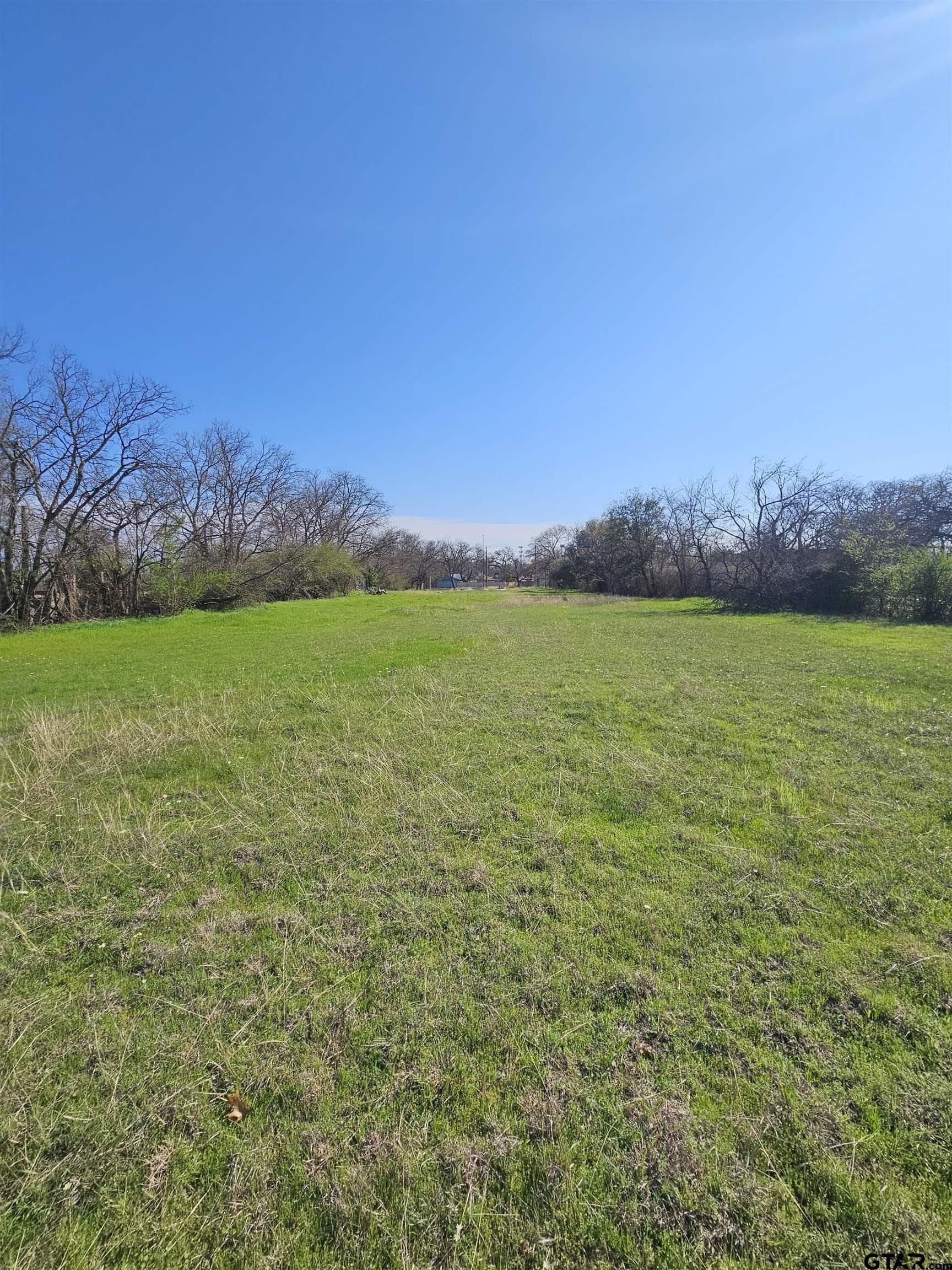 1.22 acres in Tarrant County gallery image 2